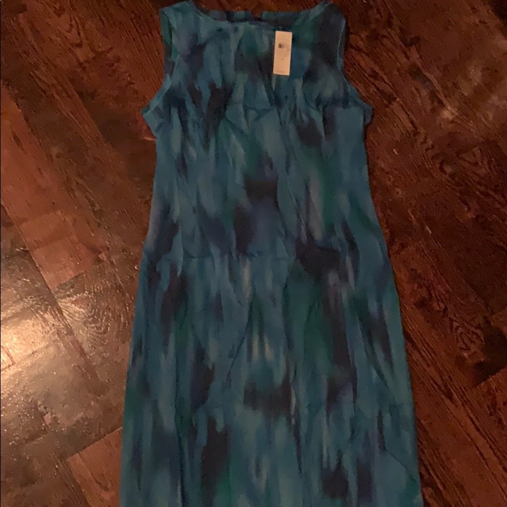 Beautiful Ann Taylor teal and blue dress